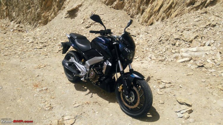 Bajaj Pulsar VS 400 front three quarter photographed in Ladakh