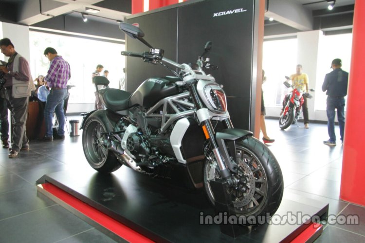 Ducati XDiavel front three quarters right side