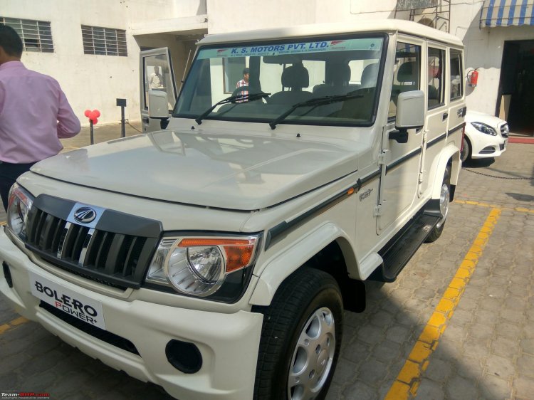 sub-4m-mahindra-bolero-power-front-three-quarter-images