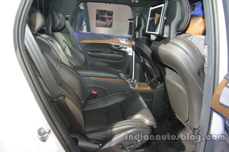 Volvo XC90 Excellence PHEV rear launched