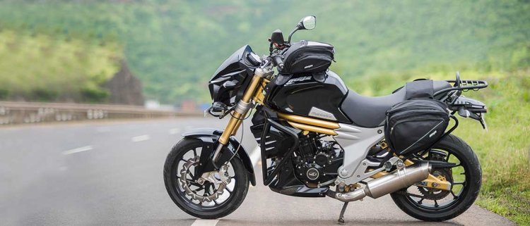 Mahindra Mojo Tourer Edition left side
