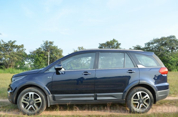 Tata Hexa XT MT side Review