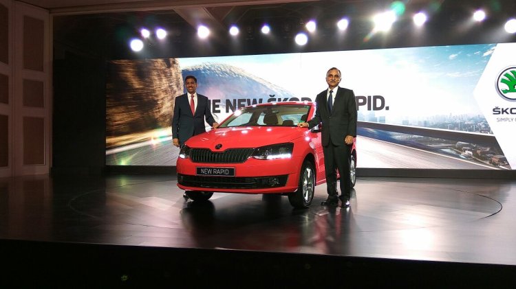 2017 Skoda Rapid (facelift) front quarter launched live image