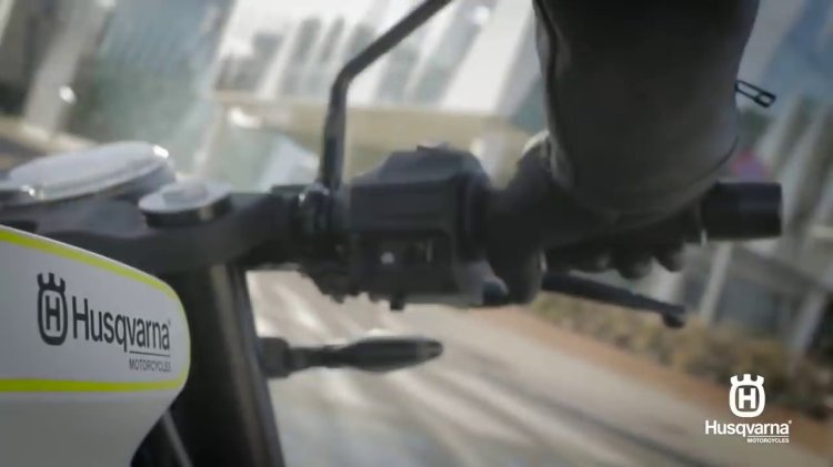 Husqvarna Vitpilen 401 teaser