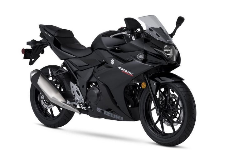 Suzuki GSX250R white front three quarter right