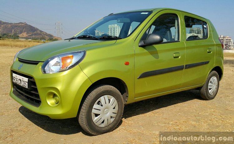 2016 Maruti Alto 800 (Facelift) front three quarter Review