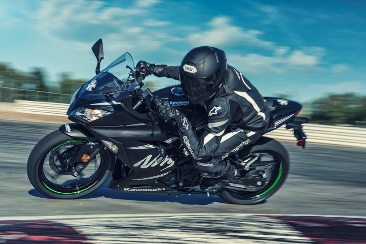 2017 Kawasaki Ninja 300 Winter Test Edition side closeup studio