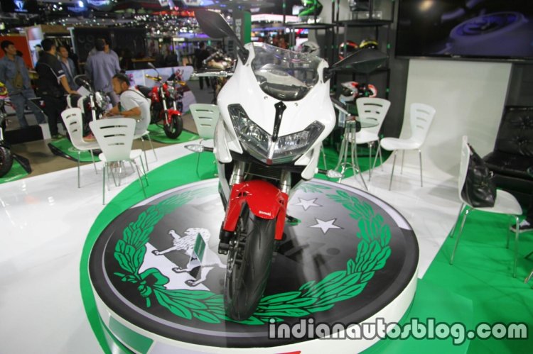 Benelli Tornado 302 headlamp at Thai Motor Expo