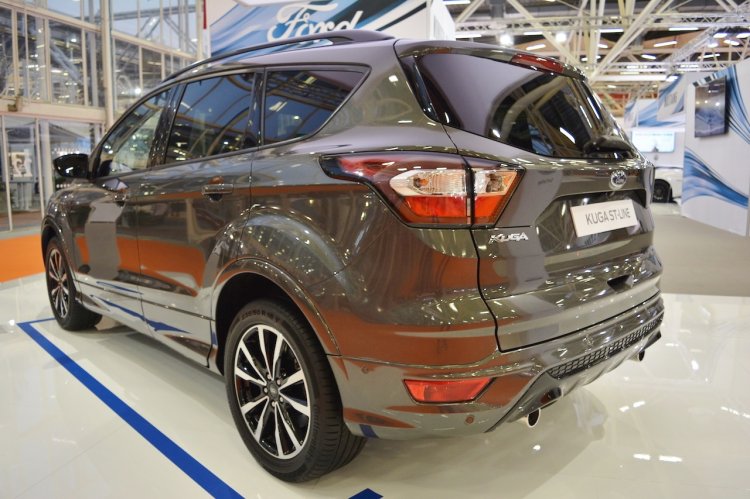 Ford Kuga ST-Line rear three quarters at 2016 Bologna Motor Show