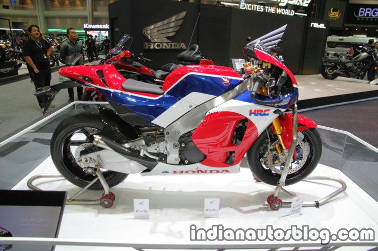 Honda RC213V-S side right at Thai Motor Expo
