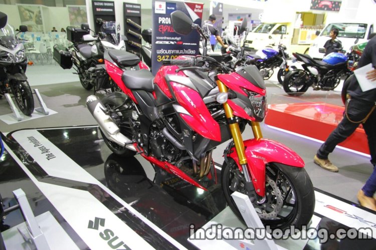 Suzuki GSX-S750 front three quarter at Thai Motor Expo