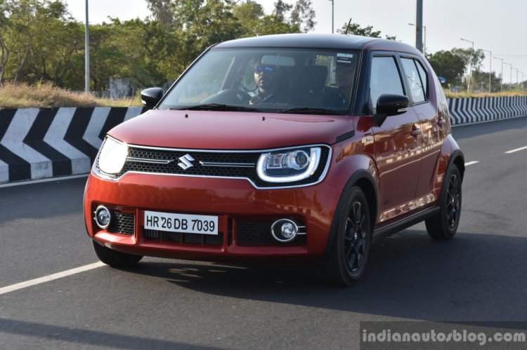 Maruti Ignis front quarter on road First Drive Review