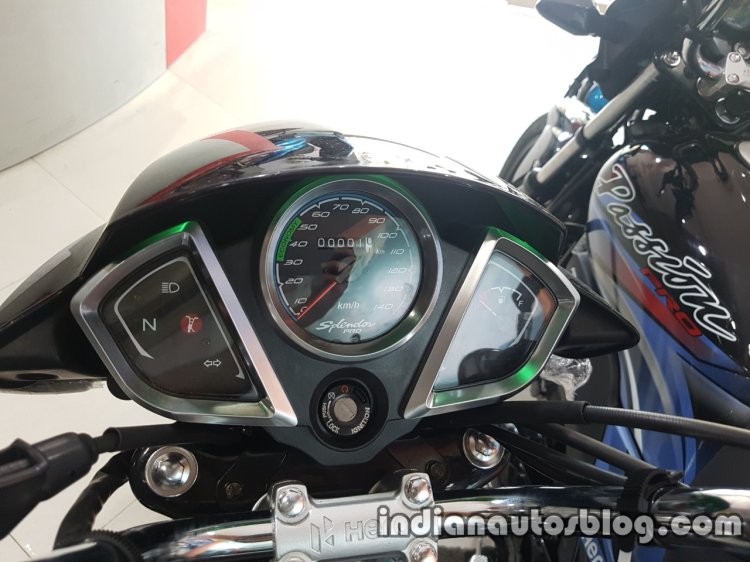 2017 Hero Splendor Pro BSIV at dealership instrumentation