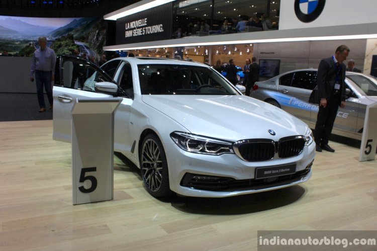 India-bound 2017 BMW 5 Series front quarter at the 2017 Geneva Motor Show Live
