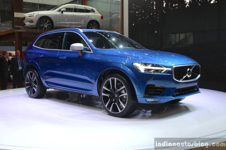 New Volvo XC60 front three quarter at the Geneva Motor Show Live