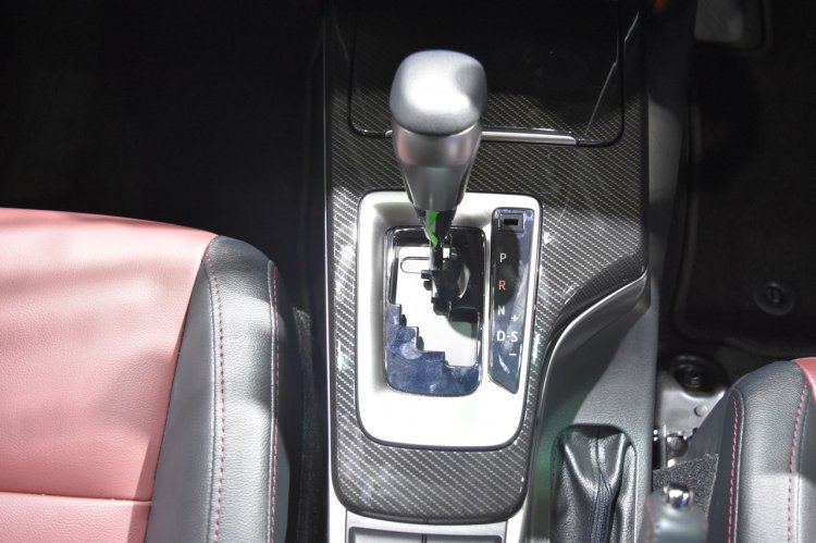 Toyota Fortuner TRD Sportivo gear selector at the BIMS 2017
