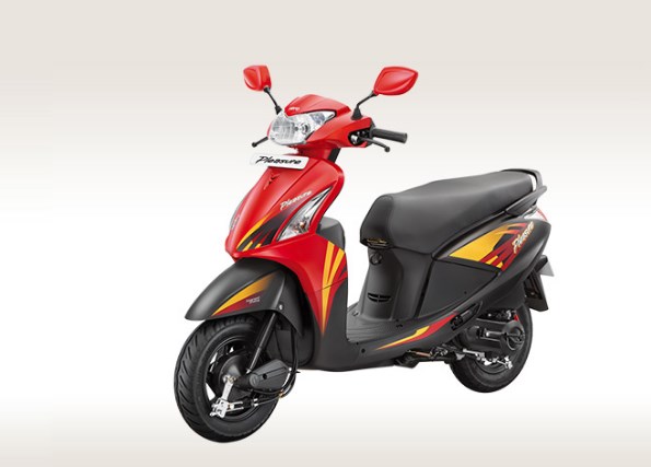 2017 Hero Pleasure front three quarter