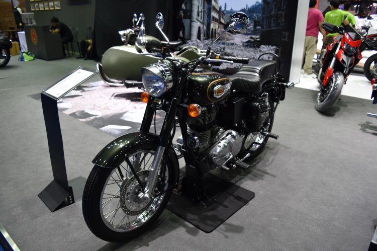 Bullet 350 deals forest green images