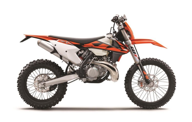 2018 KTM 250 EXC TPI studio side