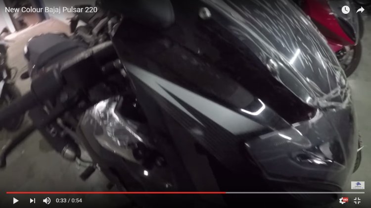 Bajaj Pulsar 220F new decals