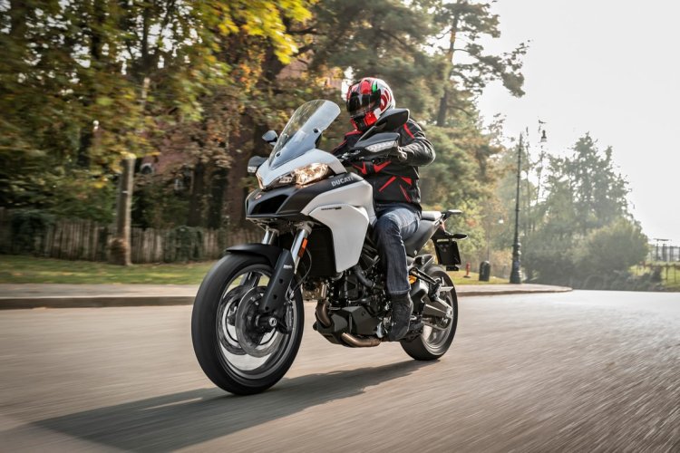 Ducati Multistrada 950 motion white front three quarter