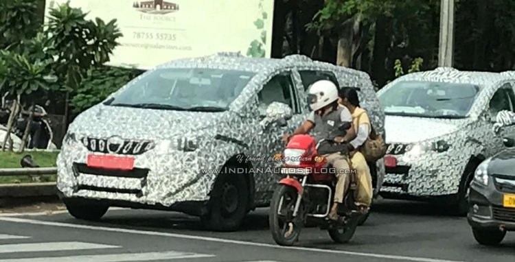 Mahindra U321 front three quarters left side spy shot