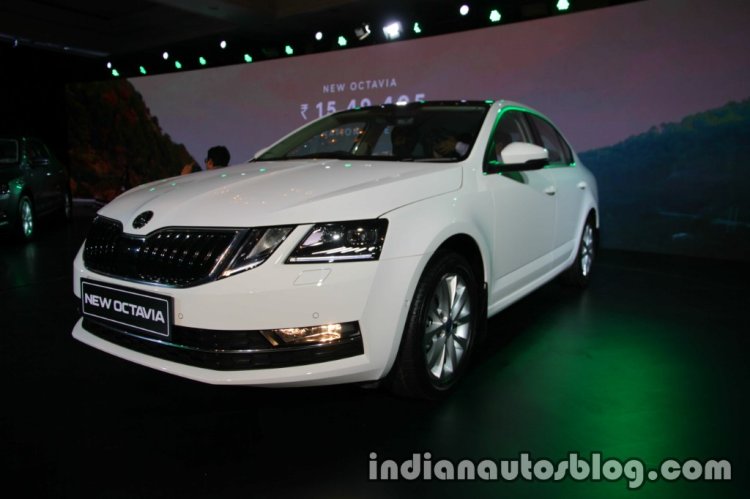 2017 Skoda Octavia (facelift) front quarter launched in India