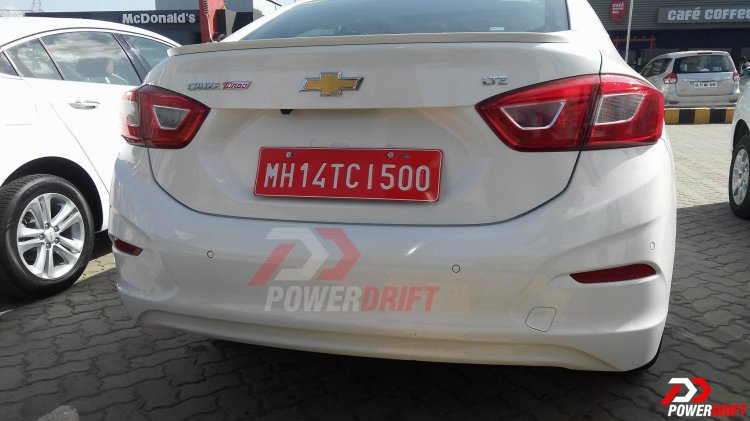 Chevrolet Cruze Spotted in India Rear