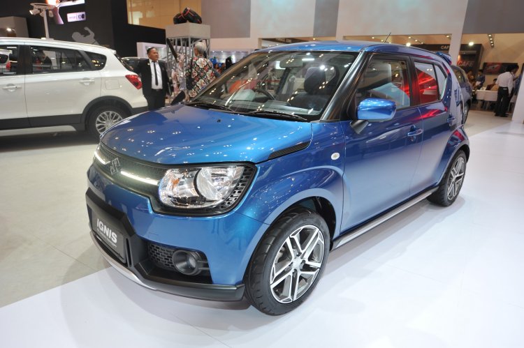 Maruti (Suzuki) Ignis G-Urban concept front quarter at the 2017 GIIAS Live