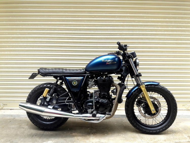 Royal Enfield Continental GT Scrambler 140 by Bulleteer customs right side