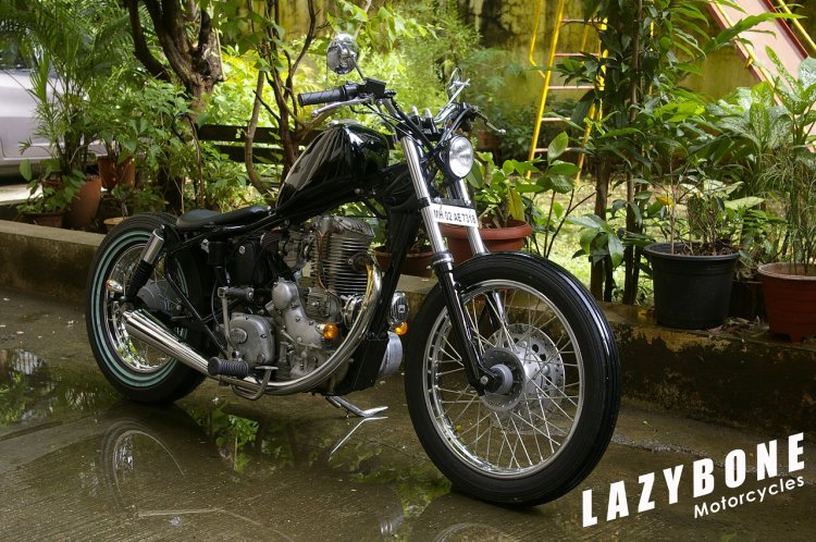 Royal Enfield Thunderbird 350 ‘Lynx’ by Lazybone Motorcycles