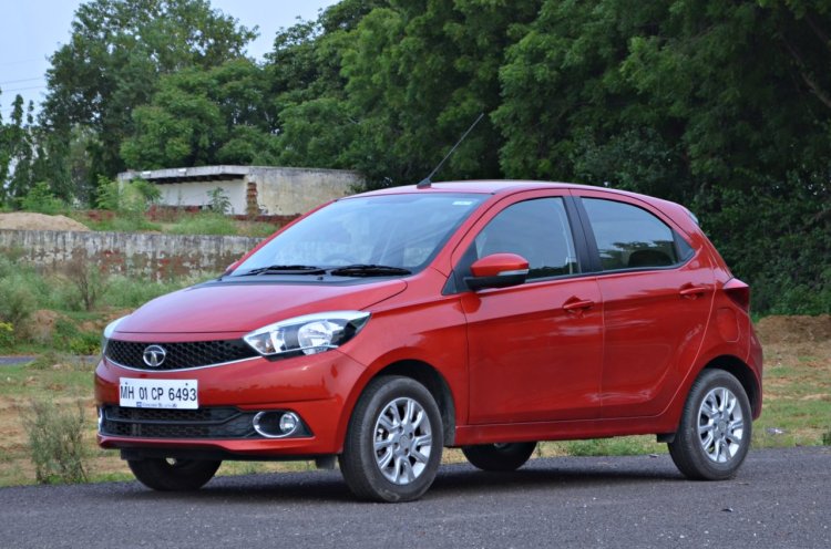 New Tata Tiago (facelift) Spied For The First Time