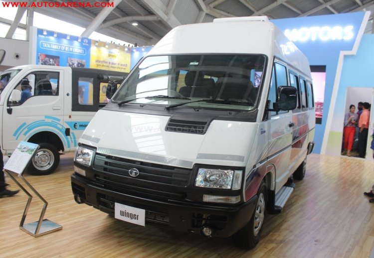 Tata Winger 15 seater left front three quarters