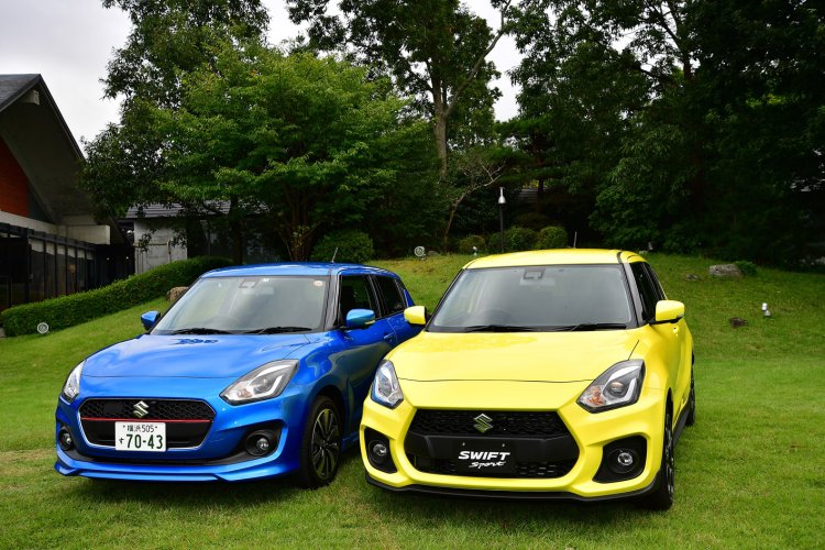 2018 Suzuki Swift Sport with the 2017 Suzuki Swift