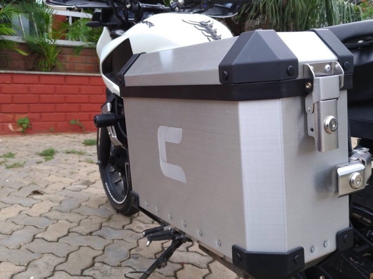 Bajaj Dominar 400 aircraft-grade aluminium panniers by Carbon Racing Inc