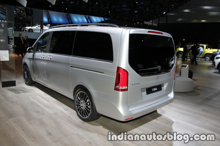 Mercedes V-Class Exclusive Edition rear three quarters at the IAA 2017