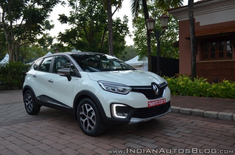 Renault Captur launch in October