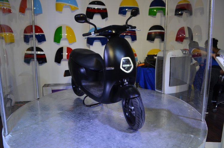 Terra Motors Terra Acuto at Nepal Auto Show front