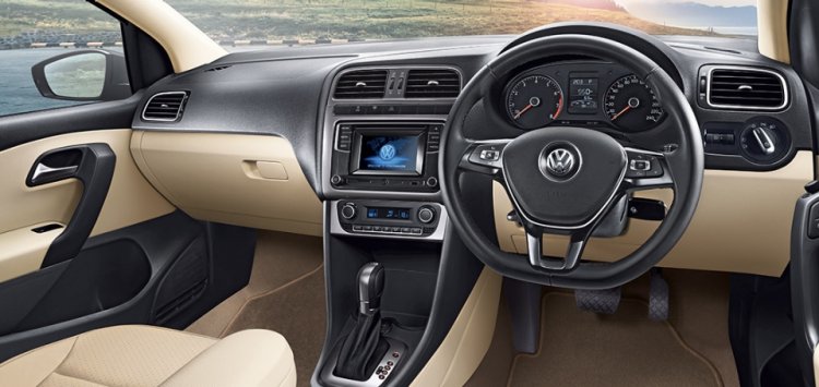 VW Vento dashboard