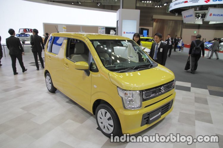 2017 Suzuki WagonR front three quarters right side at 2017 Tokyo Motor Show