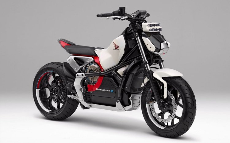 Honda Riding Assist-e Concept front right quarter