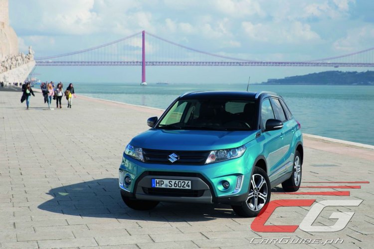 2018 Suzuki Vitara front left quarter