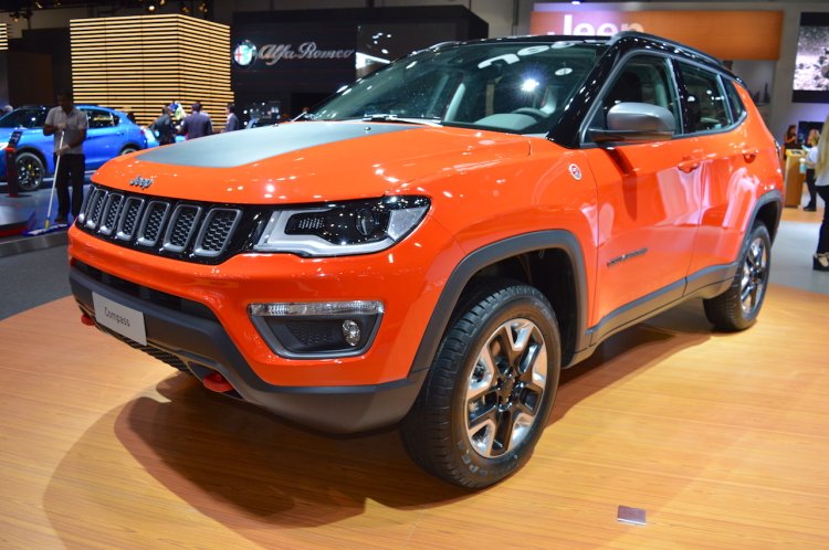 Indian-spec Jeep Compass Trailhawk teased, to be unveiled in June