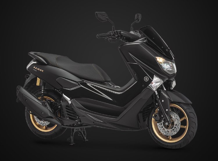 2018 Yamaha NMax 155 Black front right quarter