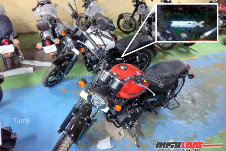 Royal Enfield Thunderbird 350X spied at dealership