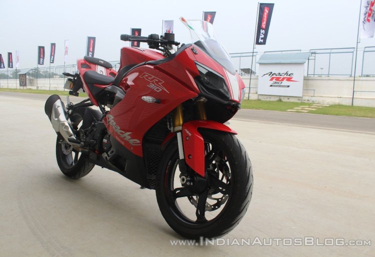 Race-spec variant of TVS Apache RR 310 rendered