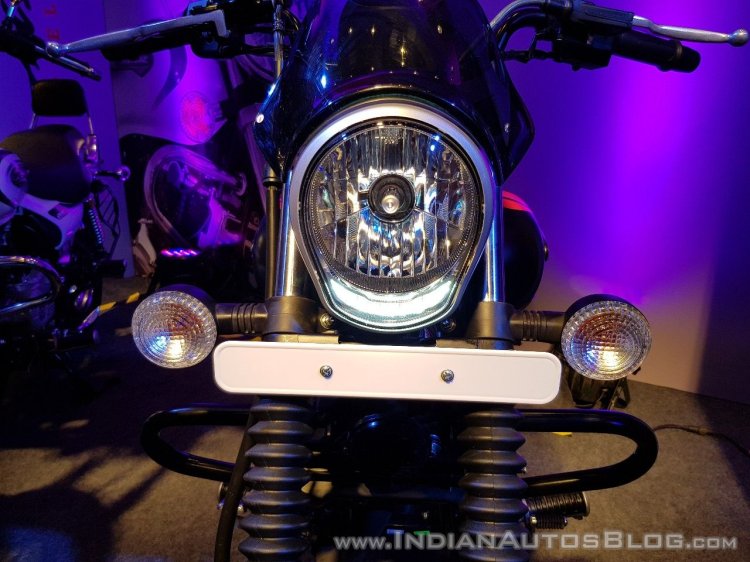 Bajaj Avenger 220 Abs Priced At Inr 1.26 Lakh