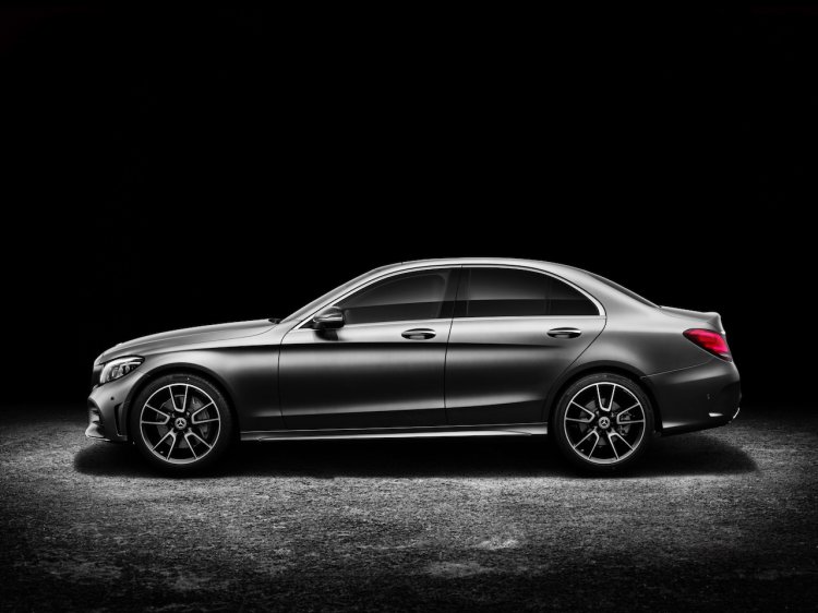2018 Mercedes C-Class (facelift) profile