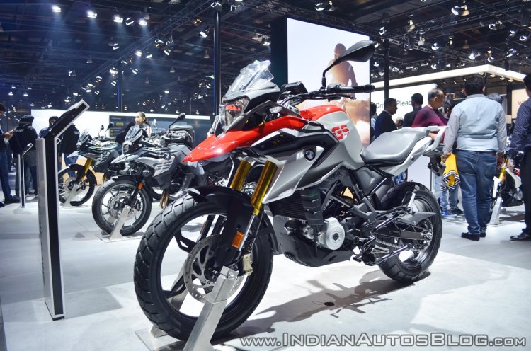 BMW G 310 GS front left quarter at 2018 Auto Expo