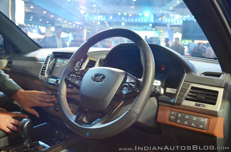 Mahindra Rexton dashboard side view at Auto Expo 2018